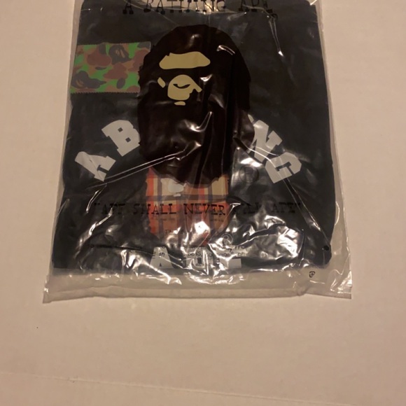 A Bathing Ape x Burberry T-Shirt (Brand New) - Picture 2 of 4